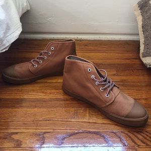 Stylish Bangs shoes!